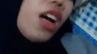 Suaranya Masih Berjingit Saat Berhubungan Intim Hebat