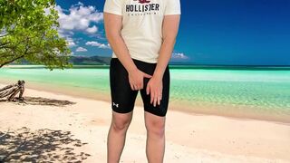 Beachside solo pleasure with risks involved