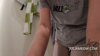 Girl took off her panties in the fitting room