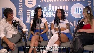This girls fit 5 penetrations up her ass at the same time, Helen Star y Alexa lewis