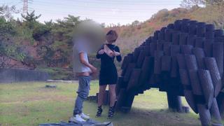 Outdoor masturbation chat leads to intense facial cumshot